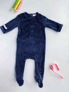 Baby′s Knit Romper with Navy Embroidery