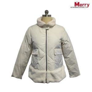 Women Fashion Clothing Puffer Jacket Down Winter Apparel Coat with Inside Pockets
