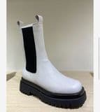 Lady Shoe