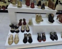 Women Shoes Processing