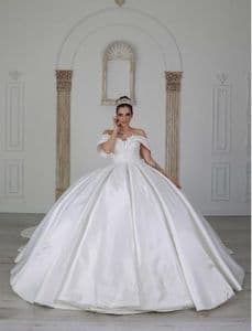 Petek - Ballgown Wedding Dress