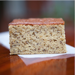Banana cake